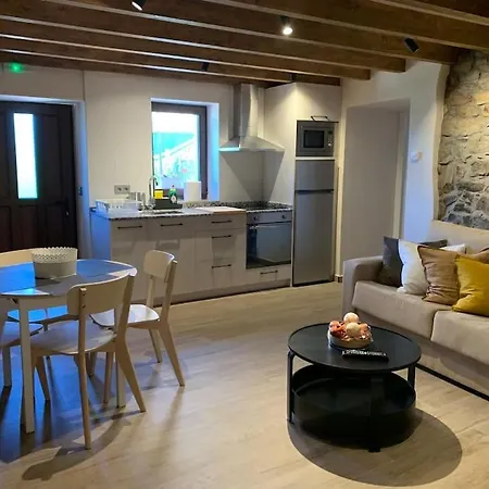 Apartment Casa Rural Vivienda Vacacional L'andolina Complejo Caleacabo Biescas (Asturias)