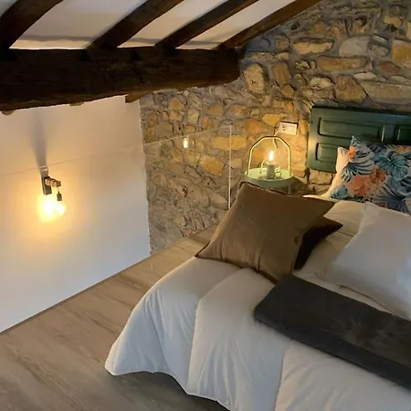 Casa Rural Vivienda Vacacional L'andolina Complejo Caleacabo Biescas (Asturias)